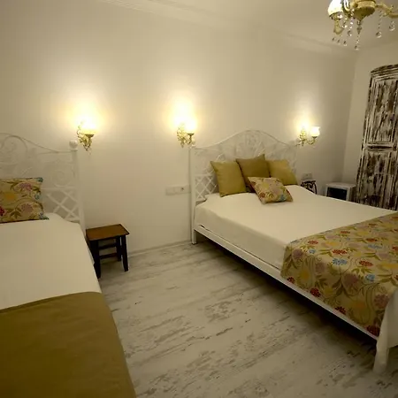 לינה וארוחת בוקר Ruezgar Guelue Butik