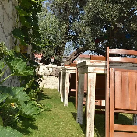 לינה וארוחת בוקר Ruezgar Guelue Butik 2*