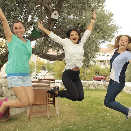 Ruezgar Guelue Butik 2*