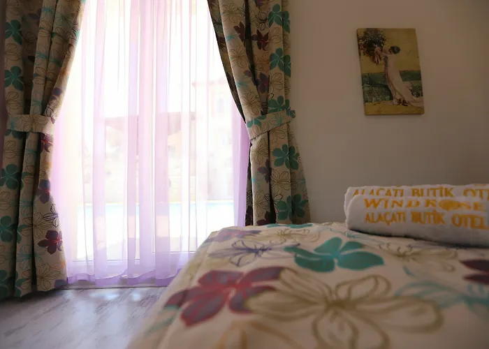 Ruezgar Guelue Butik Bed & Breakfast Alaçatı