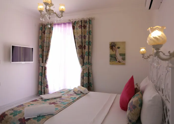 Ruezgar Guelue Butik Bed & Breakfast Alaçatı