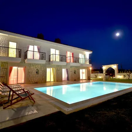 Ruezgar Guelue Butik Otel 2* Alacati