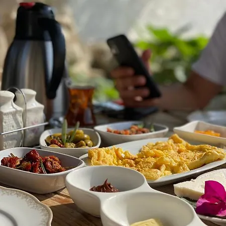 Ruezgar Guelue Butik Otel Alacati