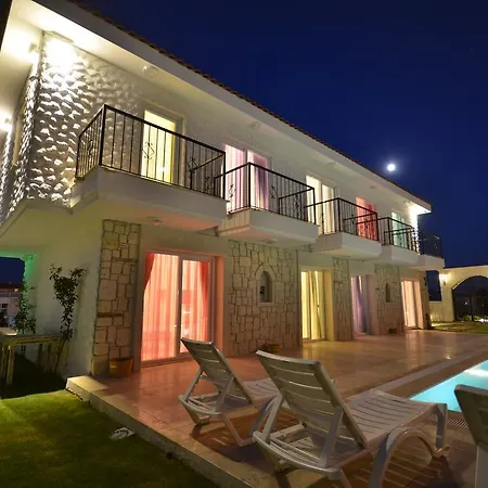 Ruezgar Guelue Butik Otel 2* Alacati