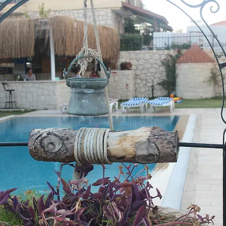 Ruezgar Guelue Butik Otel 2* Alacati
