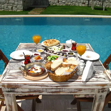 Ruezgar Guelue Butik Otel 2*