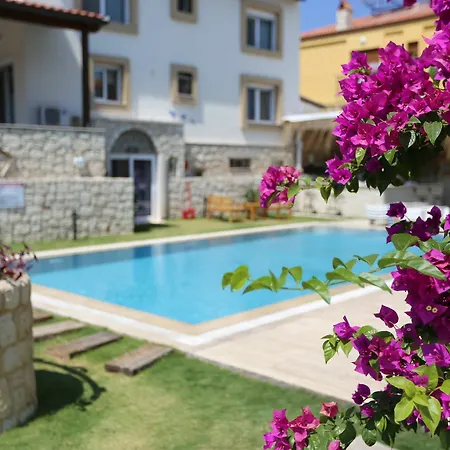 Ruezgar Guelue Butik Otel 2* Alacati