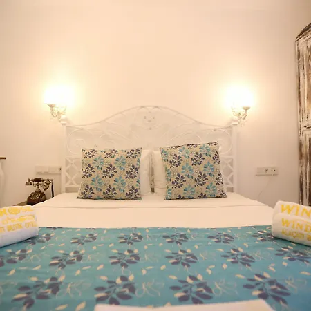 Bed & Breakfast Ruezgar Guelue Butik Otel Alacati