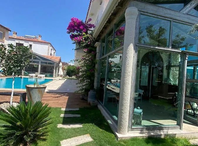 Bed & Breakfast Ruezgar Guelue Butik Alaçatı