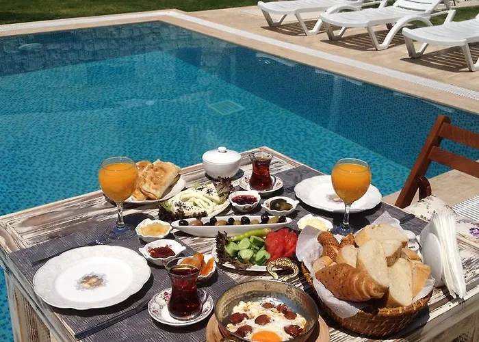 Ruezgar Guelue Butik Bed & Breakfast 2*