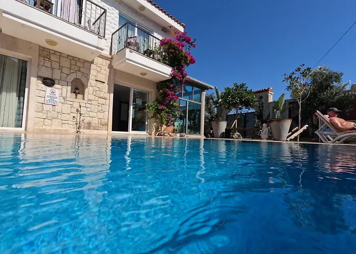Ruezgar Guelue Butik Bed & Breakfast Alaçatı