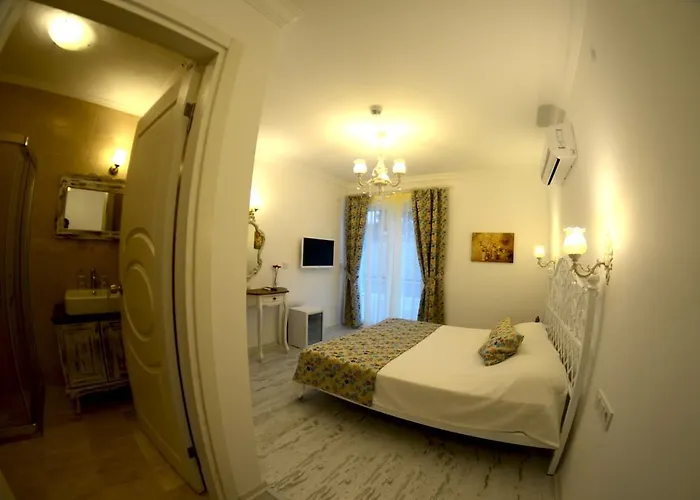 Ruezgar Guelue Butik Bed & Breakfast 2*