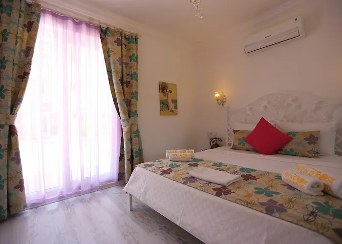 Bed & Breakfast Ruezgar Guelue Butik Alaçatı